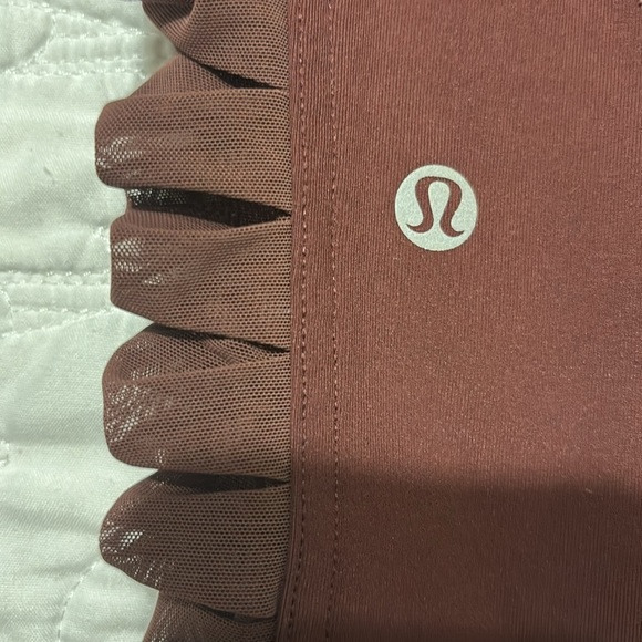 Lululemon cropped sheer rouched leggings brown size 2 - Picture 3 of 5